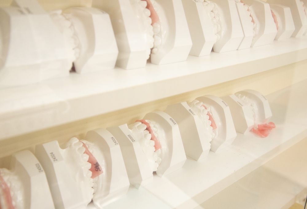 一般歯科と矯正歯科の両立